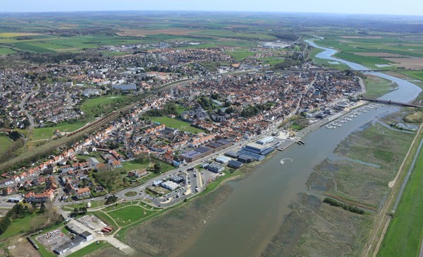 ETAPLES SUR MER - VUE D'ENSEMBLE 