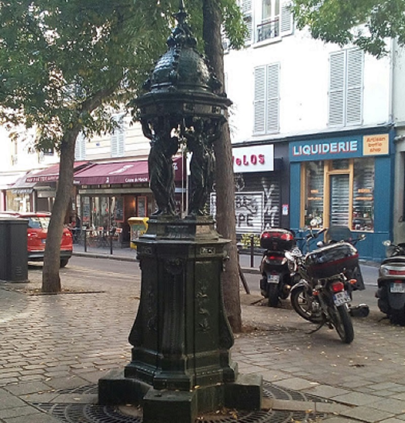 PARIS LA FONTAINE WALLACE PARIS 11